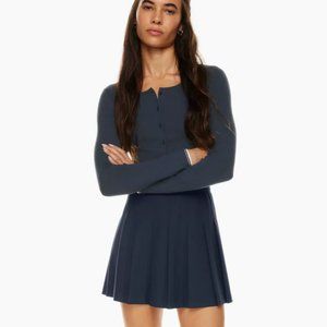 Aritzia Sunday Best olive micro pleated skirt NWT